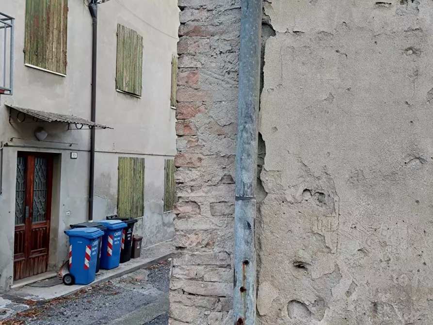 Immagine 3 di Casa semindipendente in vendita  a Felino