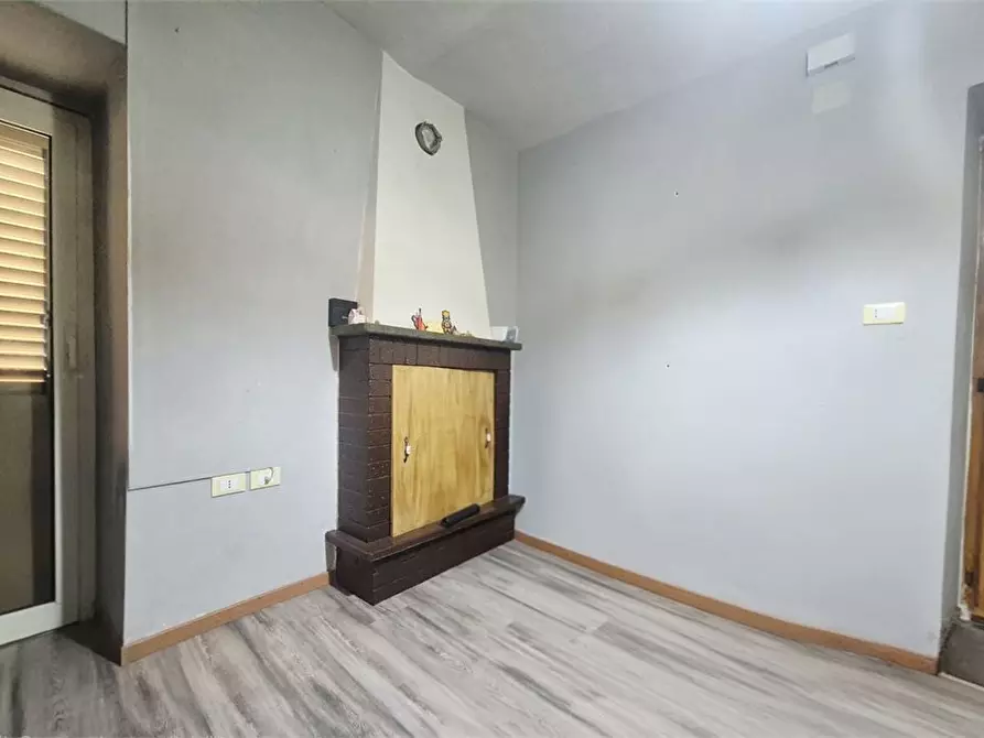 Immagine 1 di Casa semindipendente in vendita  a Lettomanoppello