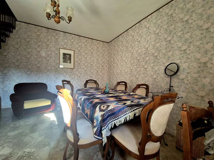 Immagine 2 di Casa semindipendente in vendita  a Farindola