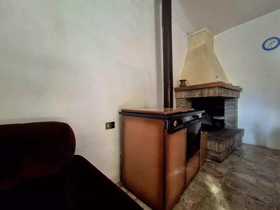 Immagine 6 di Casa semindipendente in vendita  a Farindola