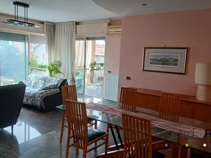 Immagine 3 di Casa semindipendente in vendita  a Pescara