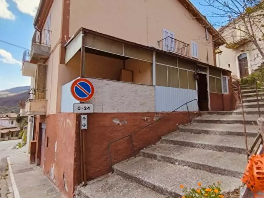 Immagine 7 di Casa semindipendente in vendita  46 a Pescosansonesco
