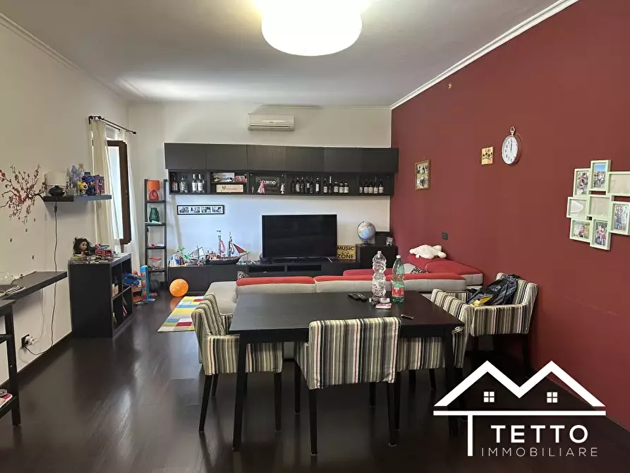 Immagine 1 di Casa semindipendente in vendita  2 a Forano