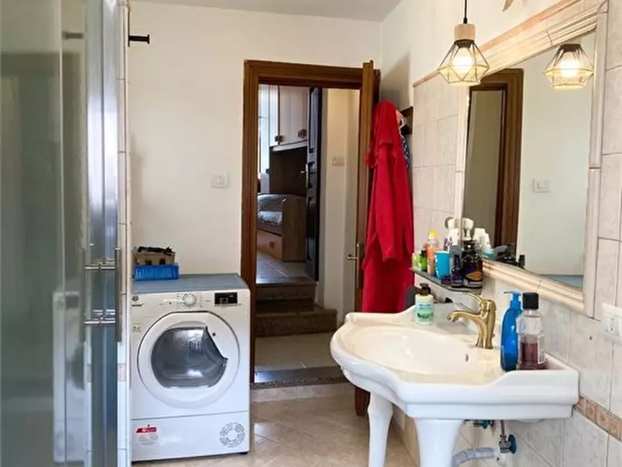 Immagine 9 di Casa semindipendente in vendita  4 a Forano