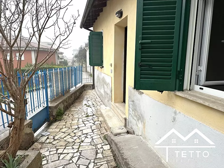 Immagine 2 di Casa semindipendente in vendita  49 a Poggio Mirteto