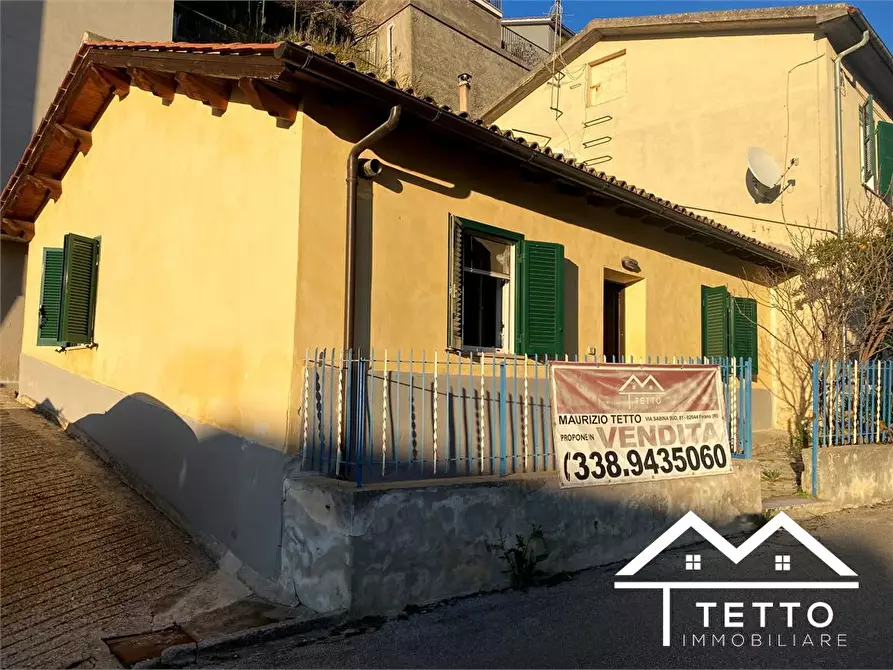 Immagine 2 di Casa semindipendente in vendita  49 a Poggio Mirteto