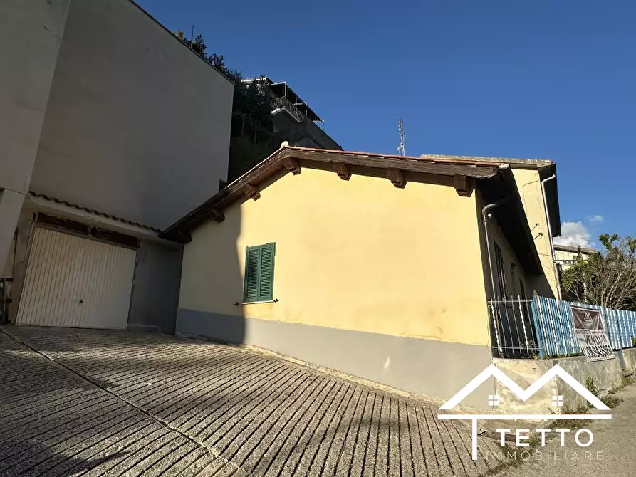 Immagine 1 di Casa semindipendente in vendita  49 a Poggio Mirteto