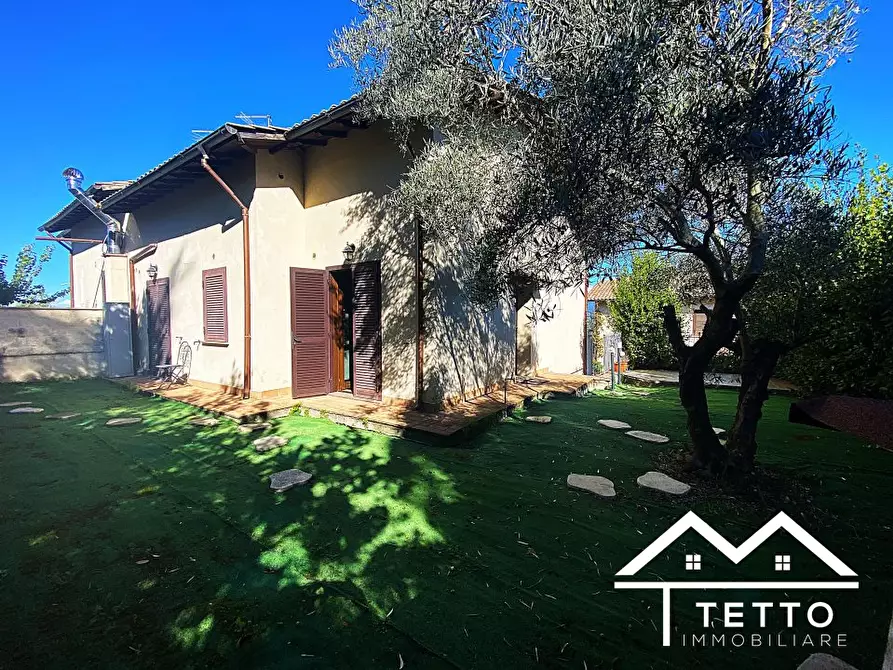 Immagine 5 di Casa semindipendente in vendita  38 a Selci