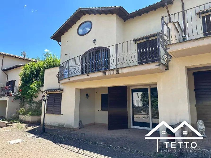 Immagine 3 di Casa semindipendente in vendita  38 a Selci