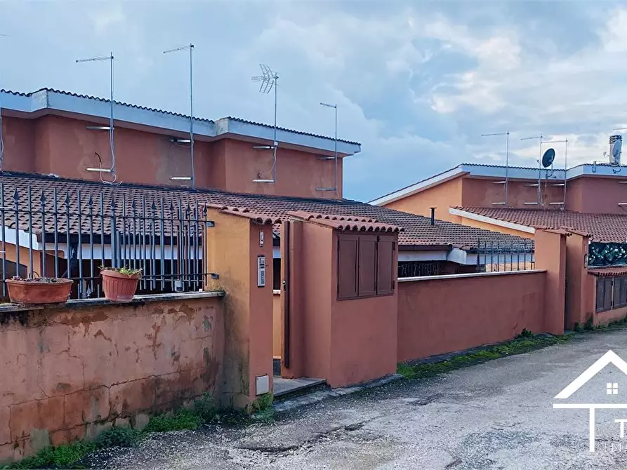 Immagine 2 di Casa semindipendente in vendita  2 a Ponzano Romano