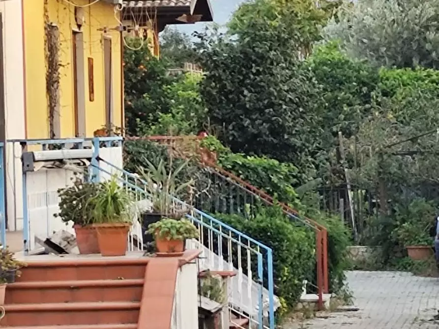 Immagine 1 di Casa semindipendente in vendita  a Scafati