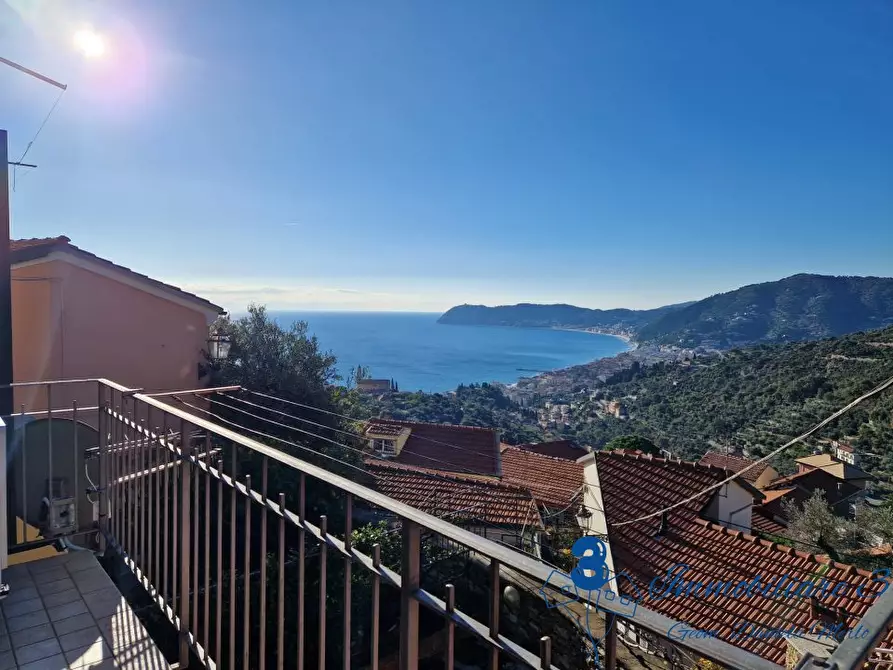 Immagine 4 di Casa semindipendente in vendita  15 a Alassio