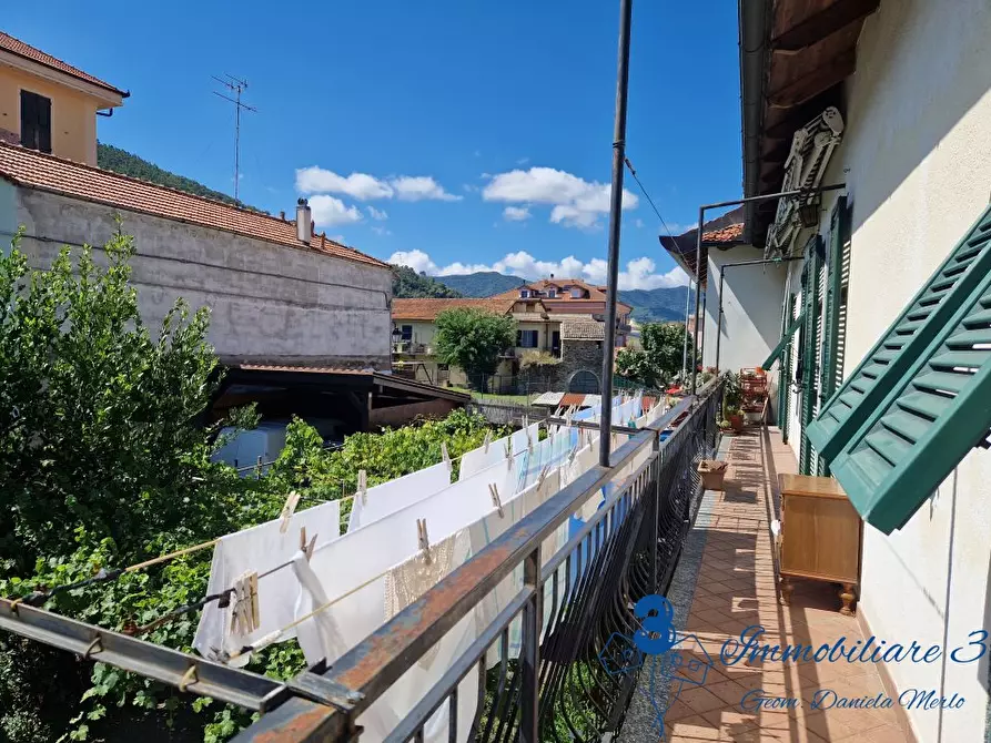 Immagine 9 di Casa semindipendente in vendita  a Villanova D'albenga