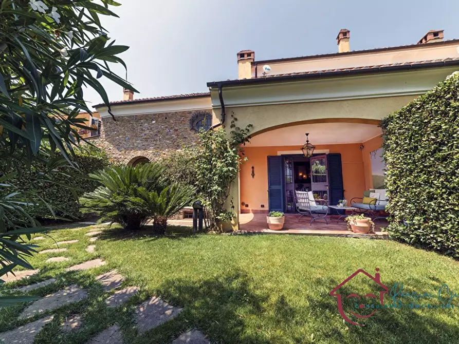 Immagine 1 di Casa semindipendente in vendita  a Garlenda