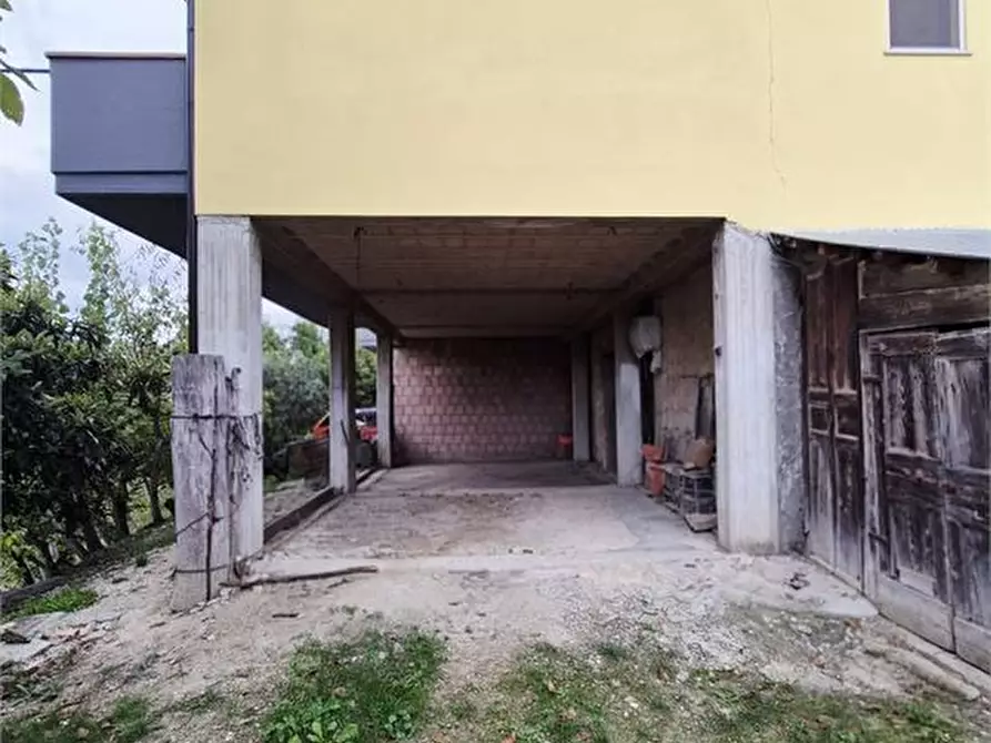 Immagine 7 di Villetta a schiera in vendita  6 a Bisenti