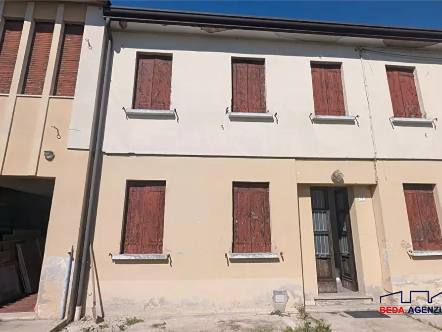 Immagine 3 di Casa semindipendente in vendita  a Stra