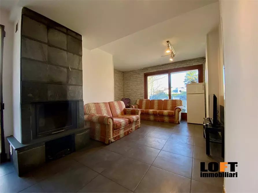 Immagine 1 di Casa indipendente in vendita  a Albignasego