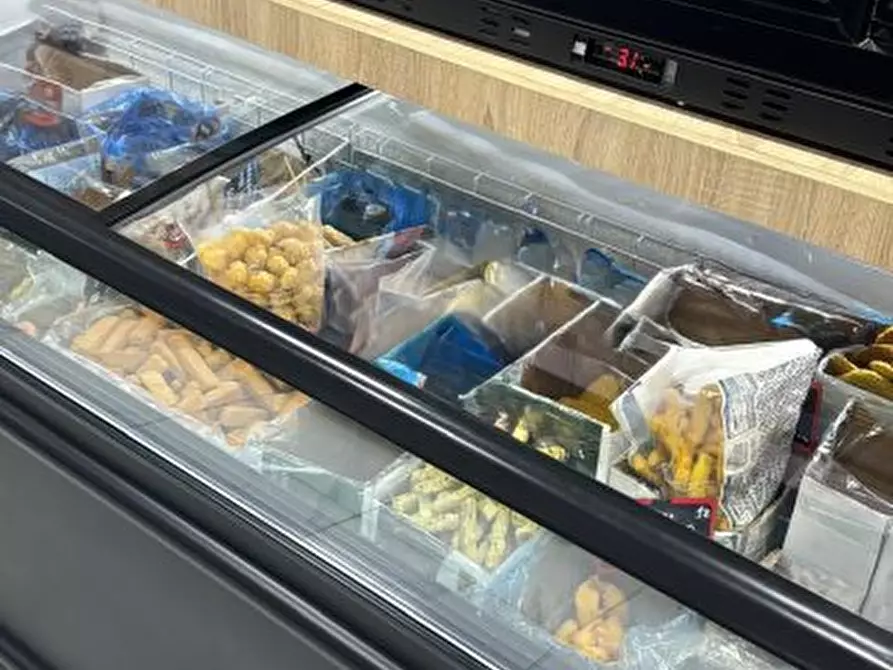 Immagine 2 di Bar / Ristorante in vendita  54 a Casavatore