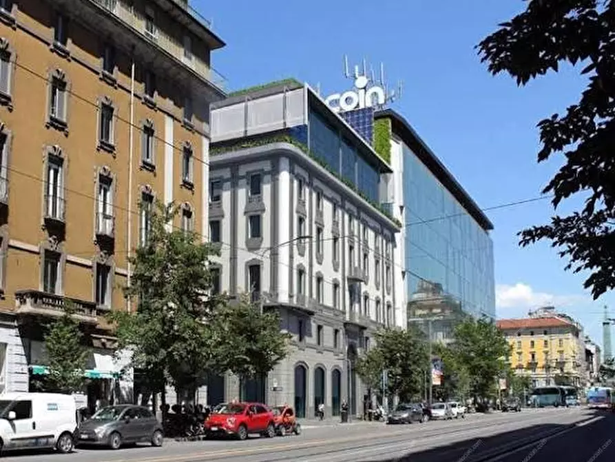 Immagine 2 di Licenza in vendita  a Milano