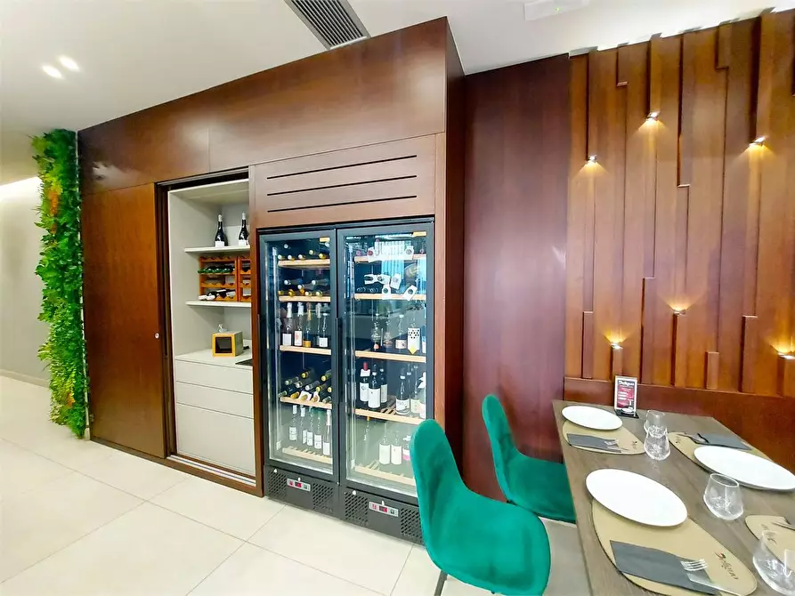 Immagine 5 di Licenza in vendita  a Volla