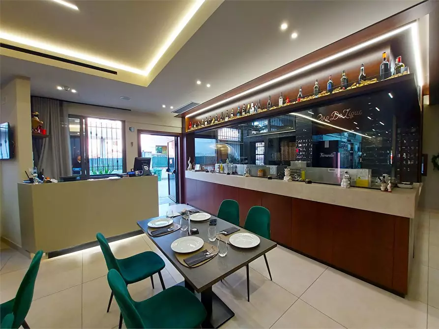 Immagine 6 di Licenza in vendita  a Volla