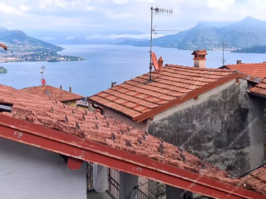 Immagine 6 di Villa in vendita  10 a Stresa
