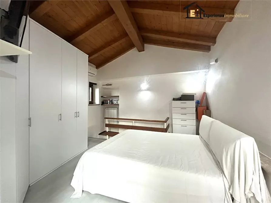 Immagine 10 di Appartamento in vendita  70 a Poggio Mirteto