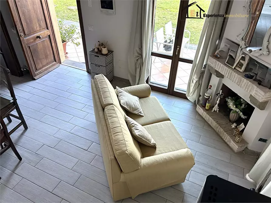 Immagine 8 di Casa semindipendente in vendita  snc a Poggio Mirteto