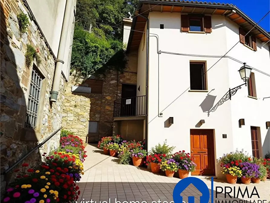Immagine 1 di Casa indipendente in vendita  a Terni