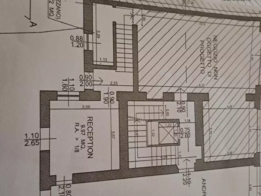 Immagine 3 di Palazzo in vendita  3 a Verona