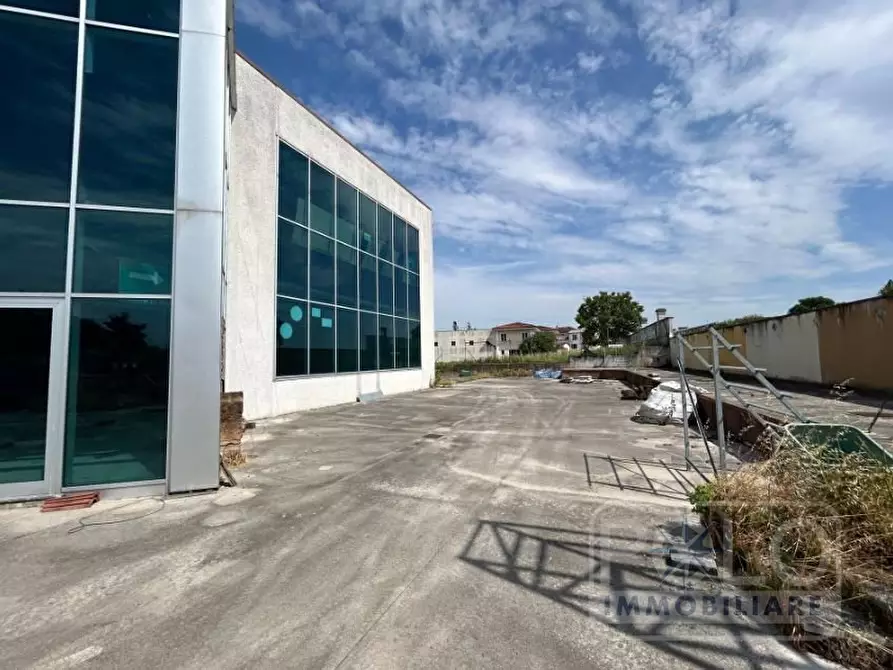 Immagine 10 di Capannone industriale in vendita  7 a Fiesse