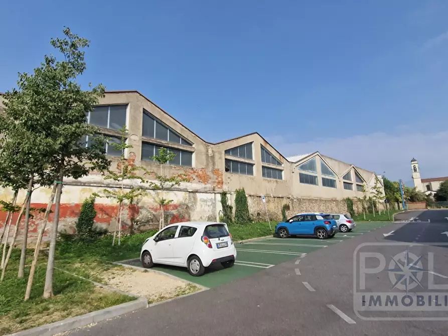 Immagine 9 di Capannone industriale in vendita  7 a Brescia