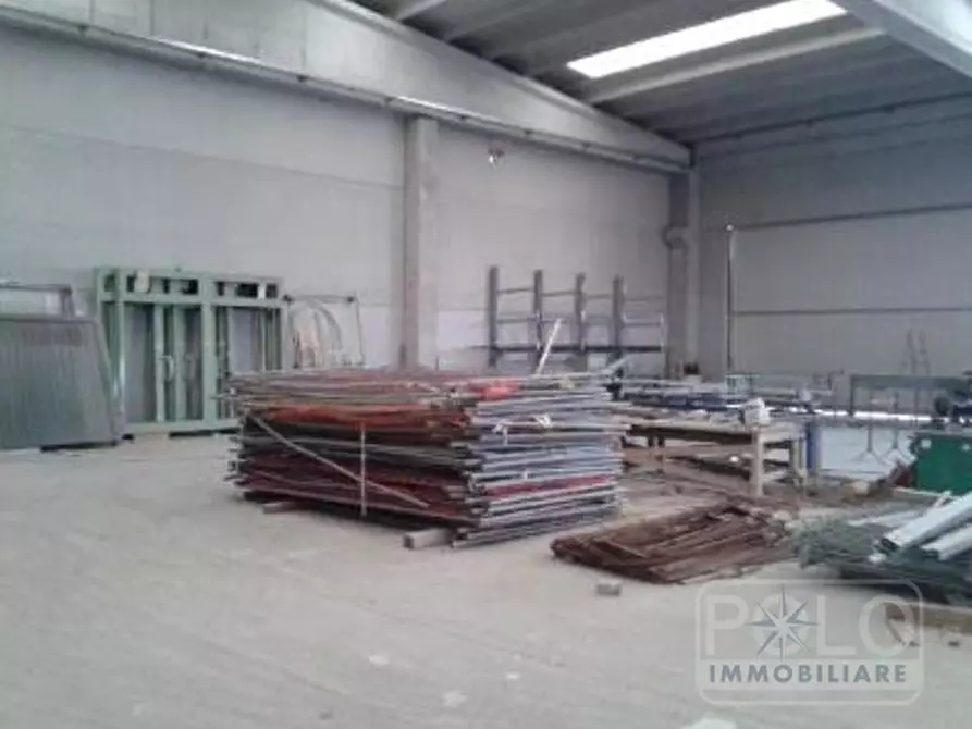 Immagine 4 di Capannone industriale in vendita  13 a Volongo