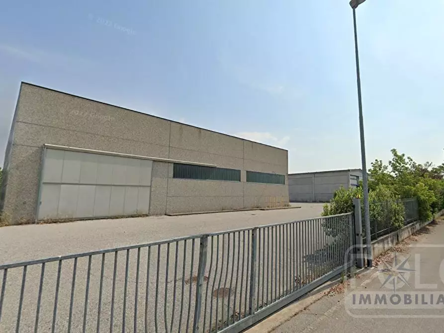 Immagine 10 di Capannone industriale in vendita  13 a Volongo