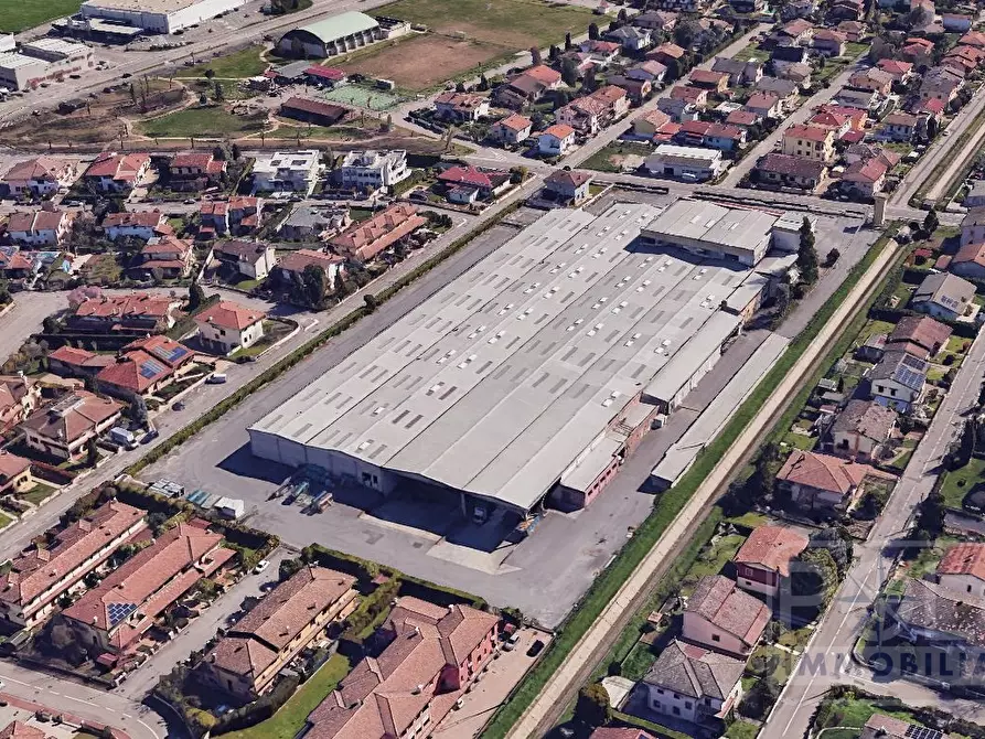 Immagine 5 di Capannone industriale in vendita  a Curtatone