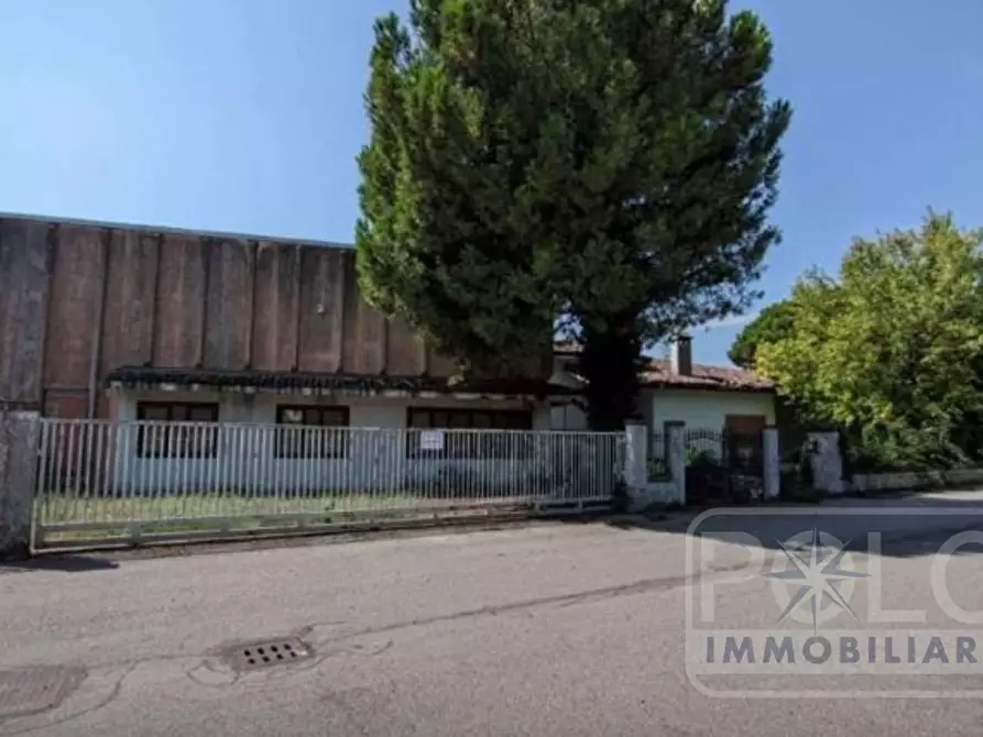 Immagine 2 di Capannone industriale in vendita  8 a Mantova