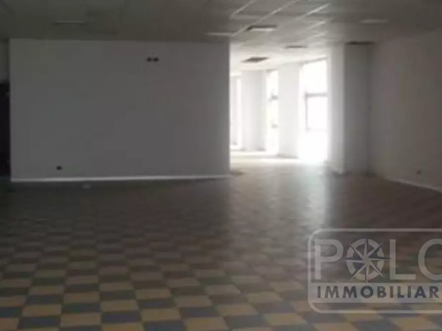 Immagine 10 di Capannone industriale in vendita  a Concorezzo