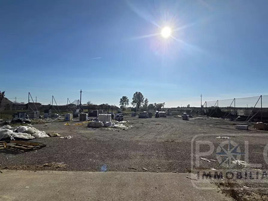 Immagine 6 di Capannone industriale in vendita  a Sommacampagna