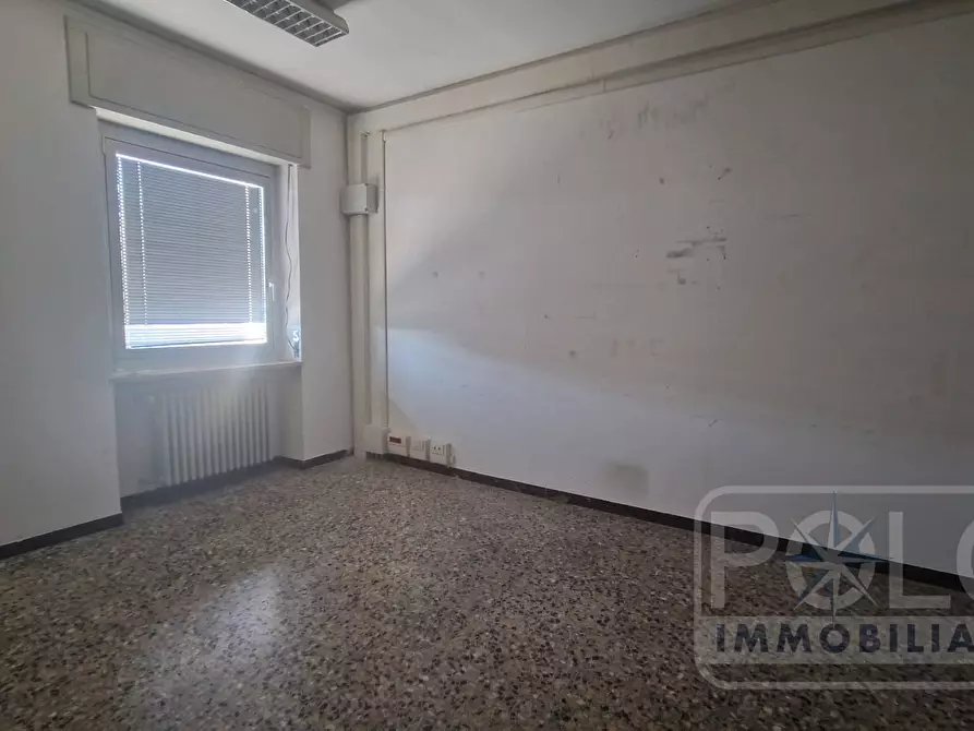 Immagine 7 di Capannone industriale in vendita  a Verona