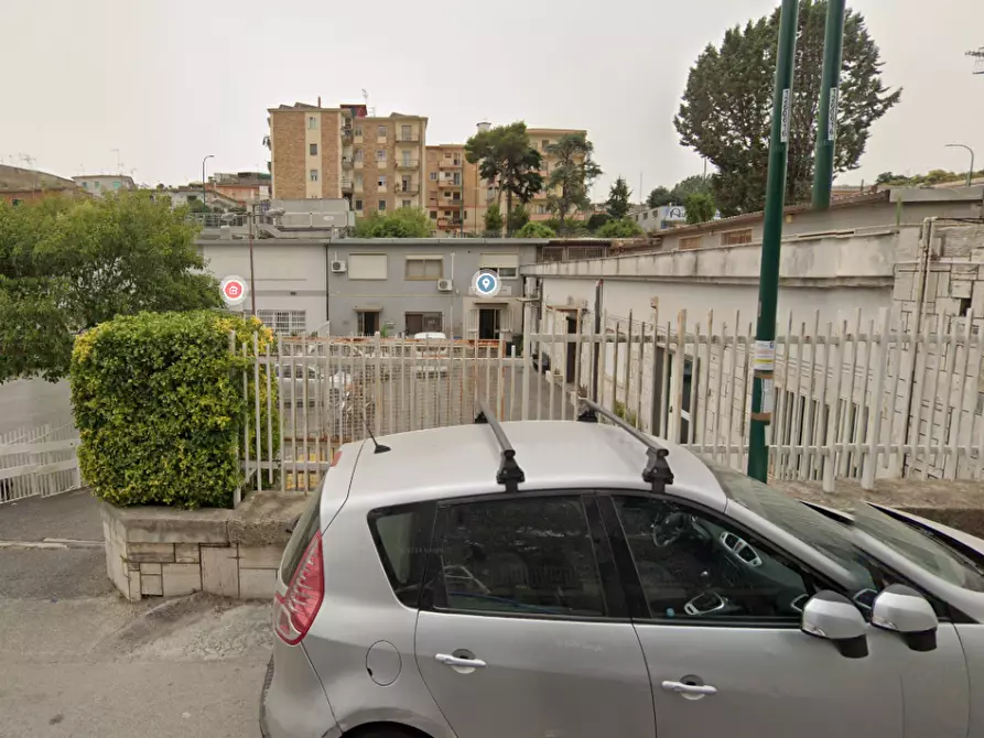 Immagine 3 di Ufficio in vendita  35 E a Napoli