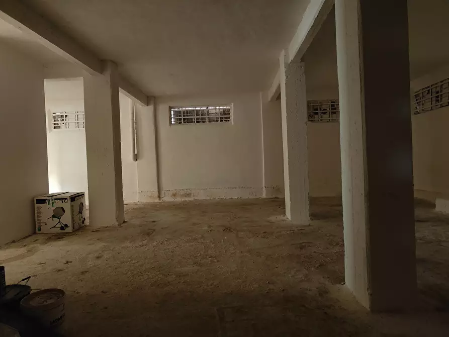 Immagine 5 di Magazzino in vendita  17 a Napoli