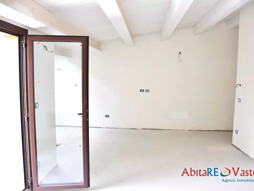 Immagine 5 di Appartamento in vendita  39 a Vasto