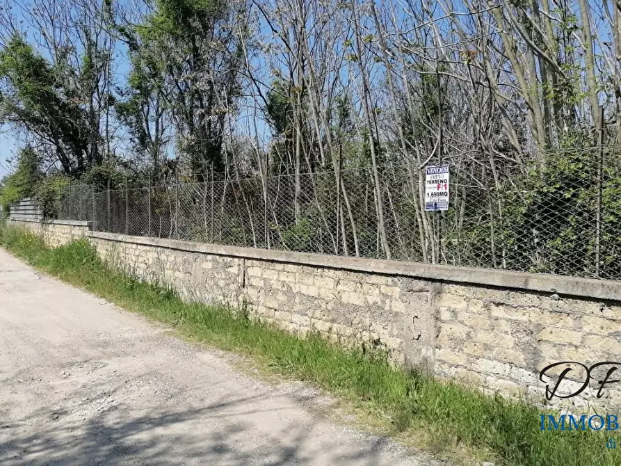Immagine 9 di Terreno in vendita  a Frattamaggiore