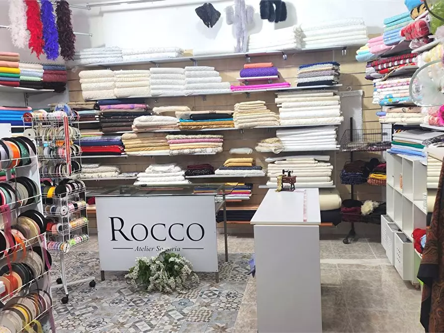 Immagine 7 di Palazzo in vendita  35 a Afragola