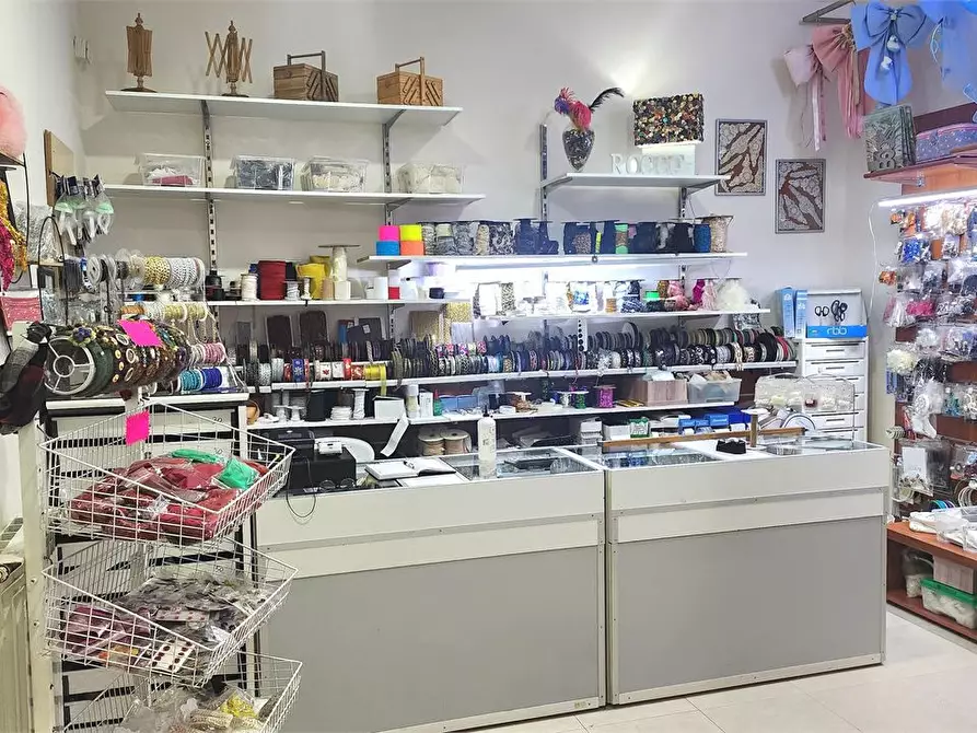 Immagine 8 di Palazzo in vendita  35 a Afragola