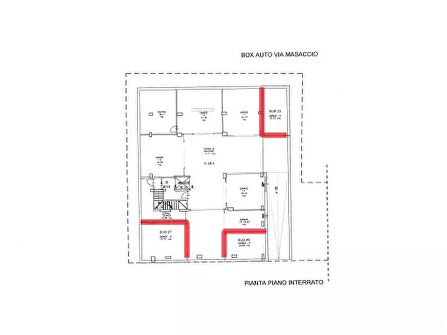 Immagine 3 di Garage in vendita  a Pescara