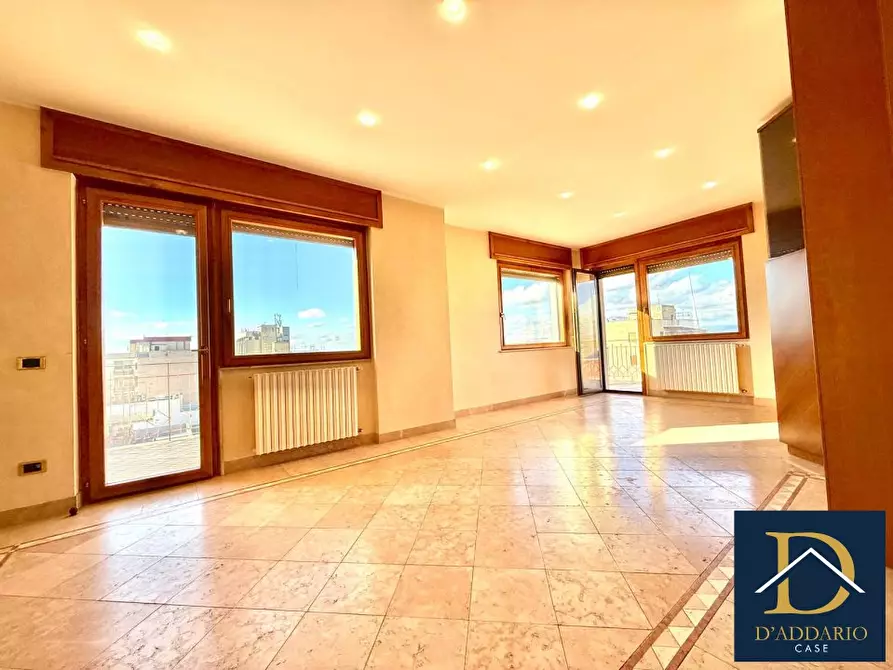 Immagine 4 di Appartamento in vendita  92 a Taranto