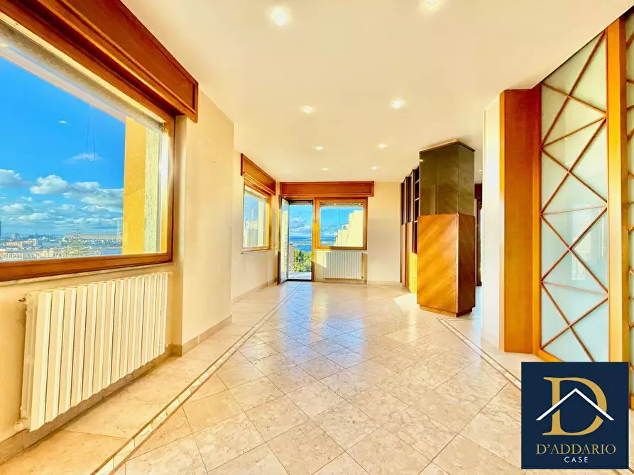 Immagine 5 di Appartamento in vendita  92 a Taranto