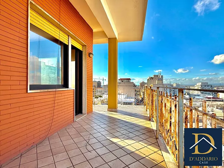 Immagine 8 di Appartamento in vendita  92 a Taranto