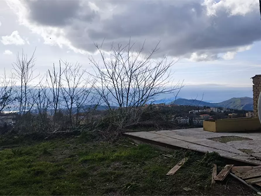 Immagine 2 di Negozio in vendita  a Marano Di Napoli